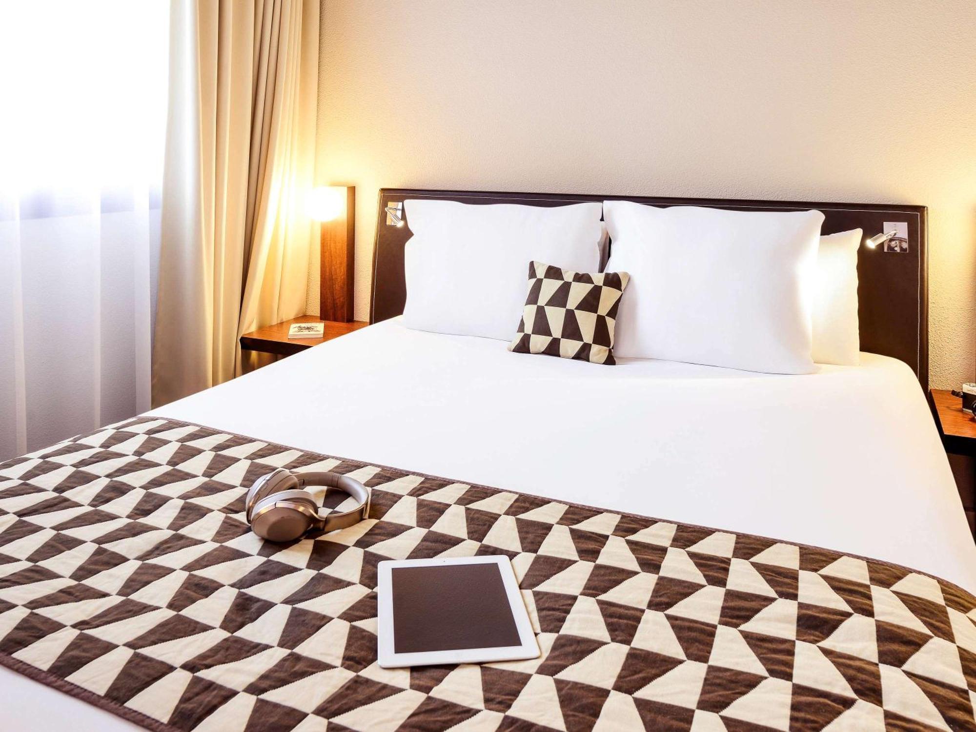 Hotel Mercure Lyon Centre Lumiere Екстер'єр фото