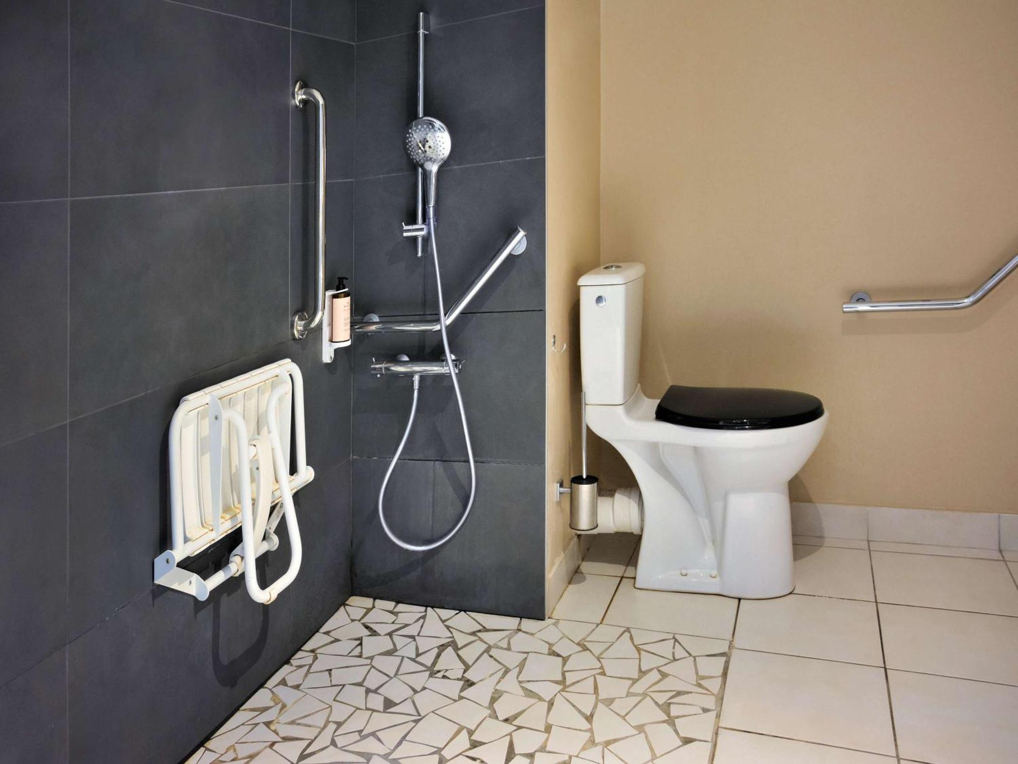 Hotel Mercure Lyon Centre Lumiere Екстер'єр фото