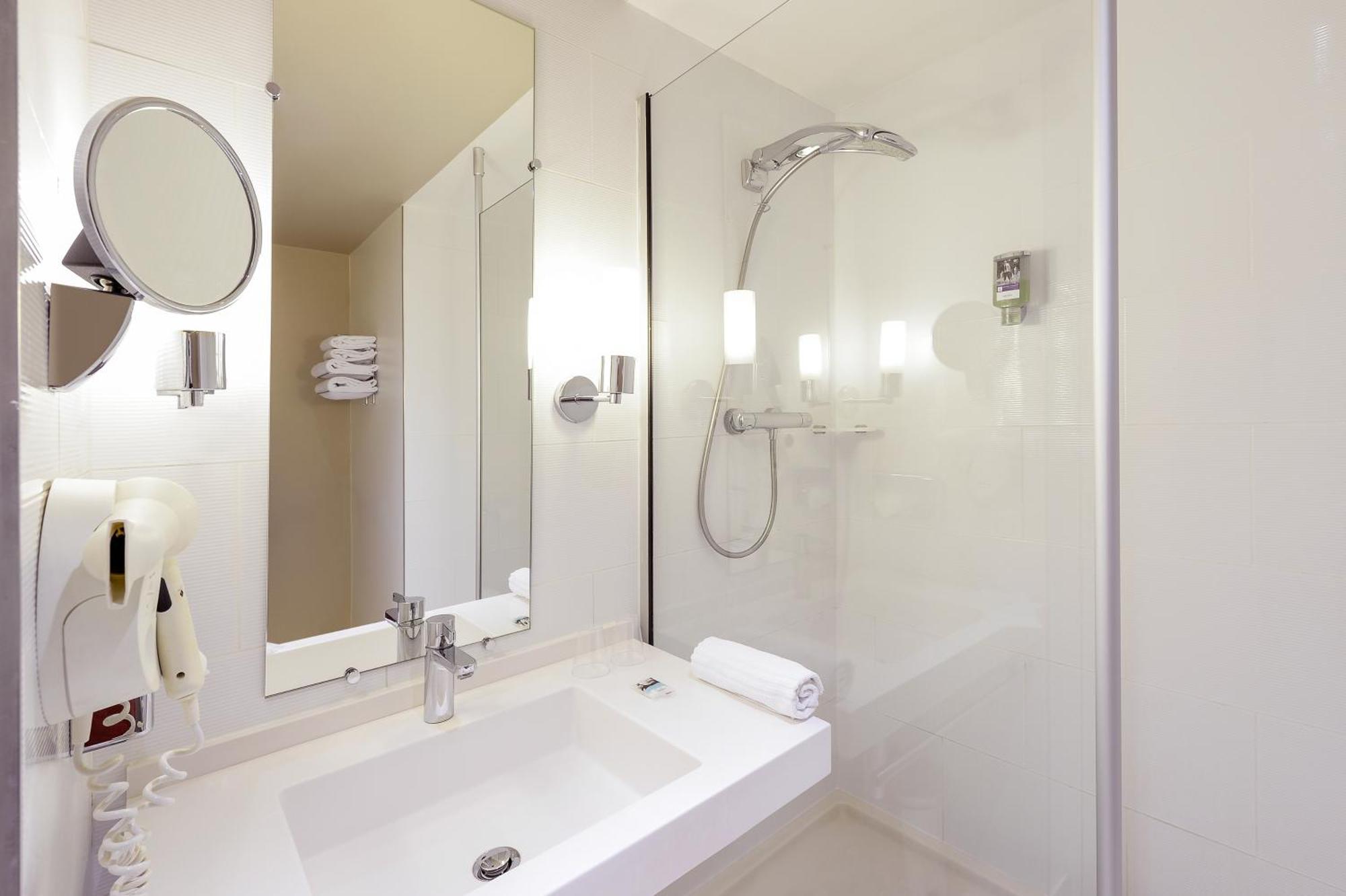 Hotel Mercure Lyon Centre Lumiere Екстер'єр фото