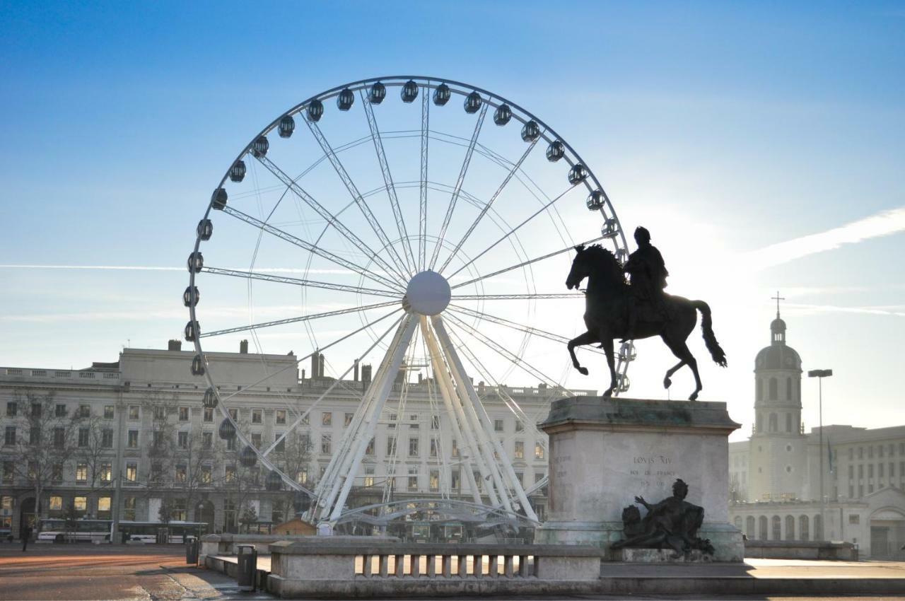 Hotel Mercure Lyon Centre Lumiere Екстер'єр фото